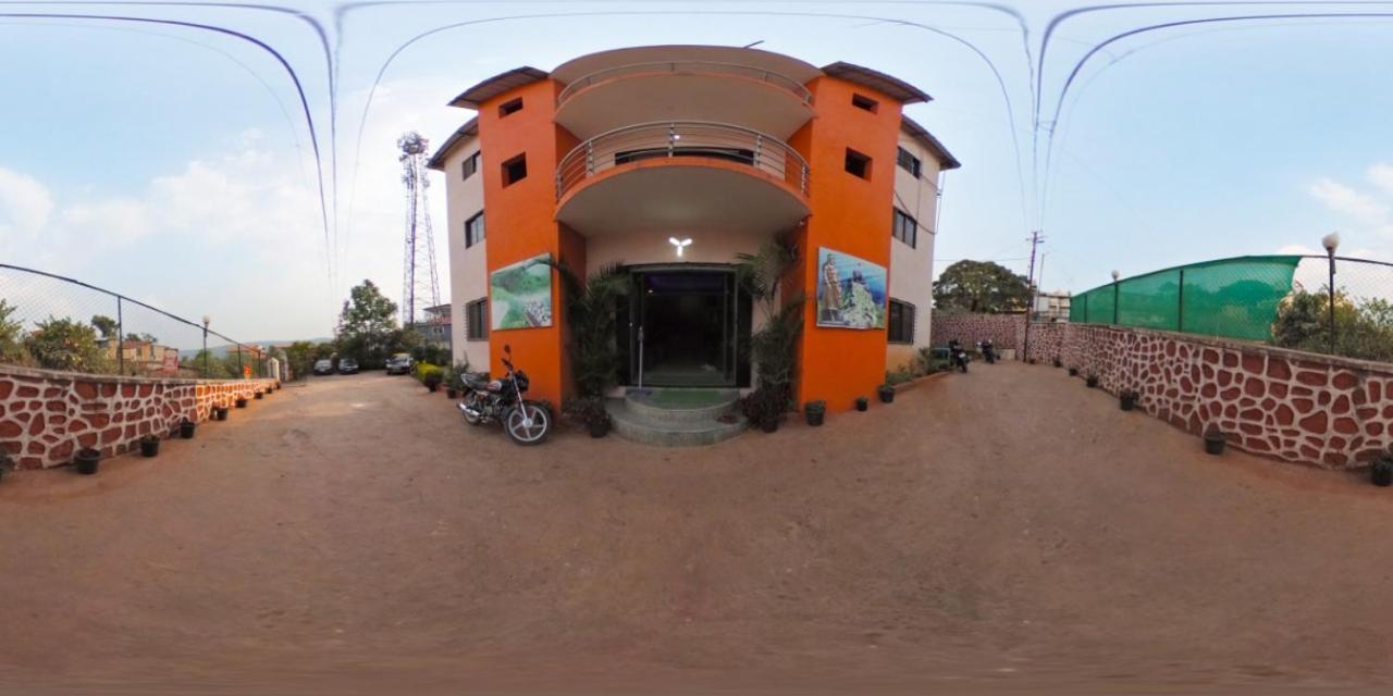 Signature Inn ماهاباليشوار المظهر الخارجي الصورة